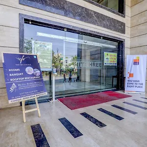 Shree Nanda Hotel